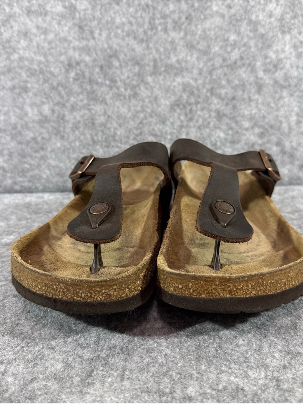 Birkenstock Gizeh Sandals - Womens 39 - Brown Summer Comfort Wide Buckle Leather - Picture 9 of 10